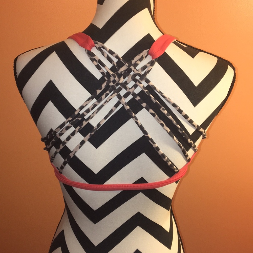 LULULEMON FREE TO BE WILD BRA